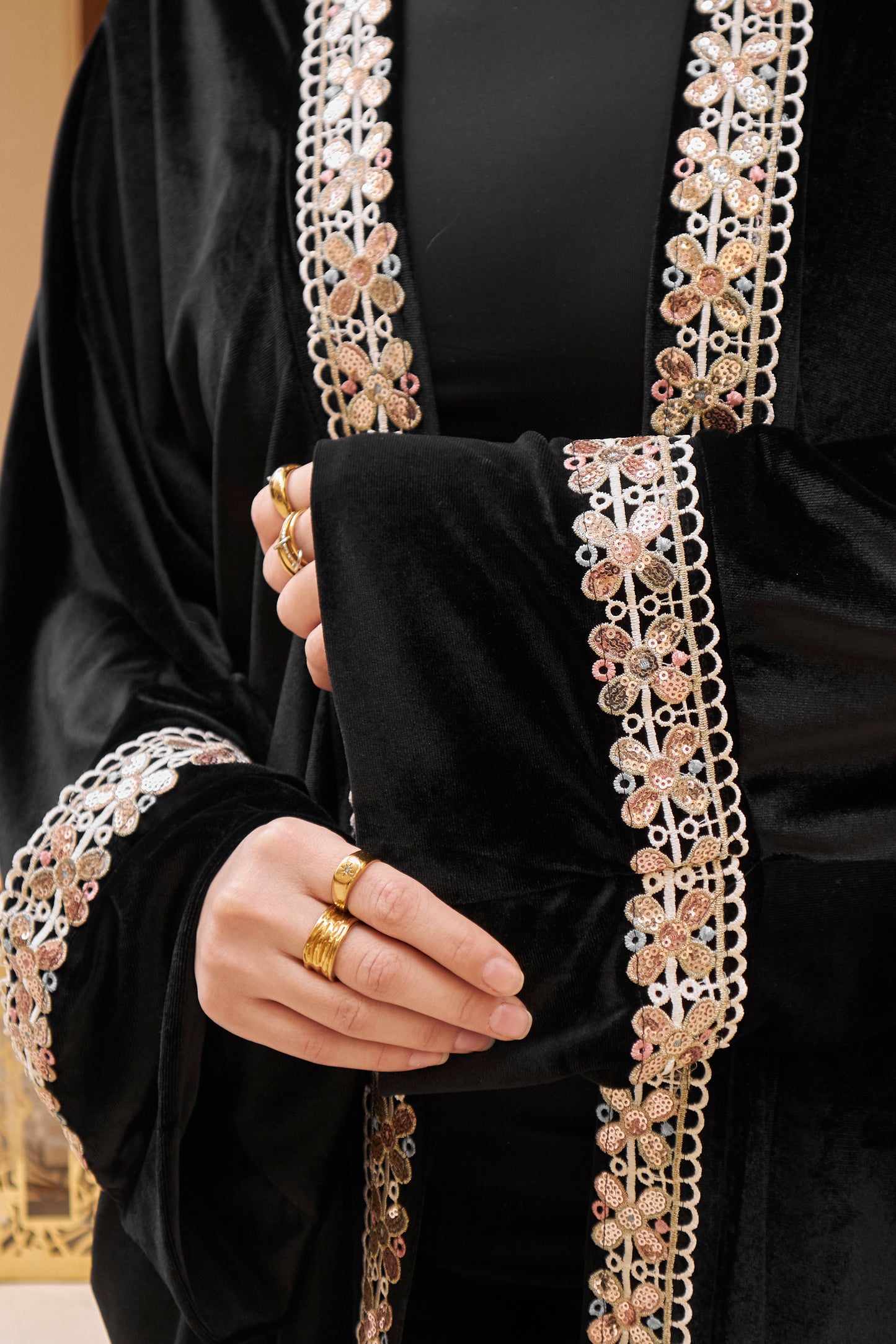 Noir Bloom Cardigan - Black