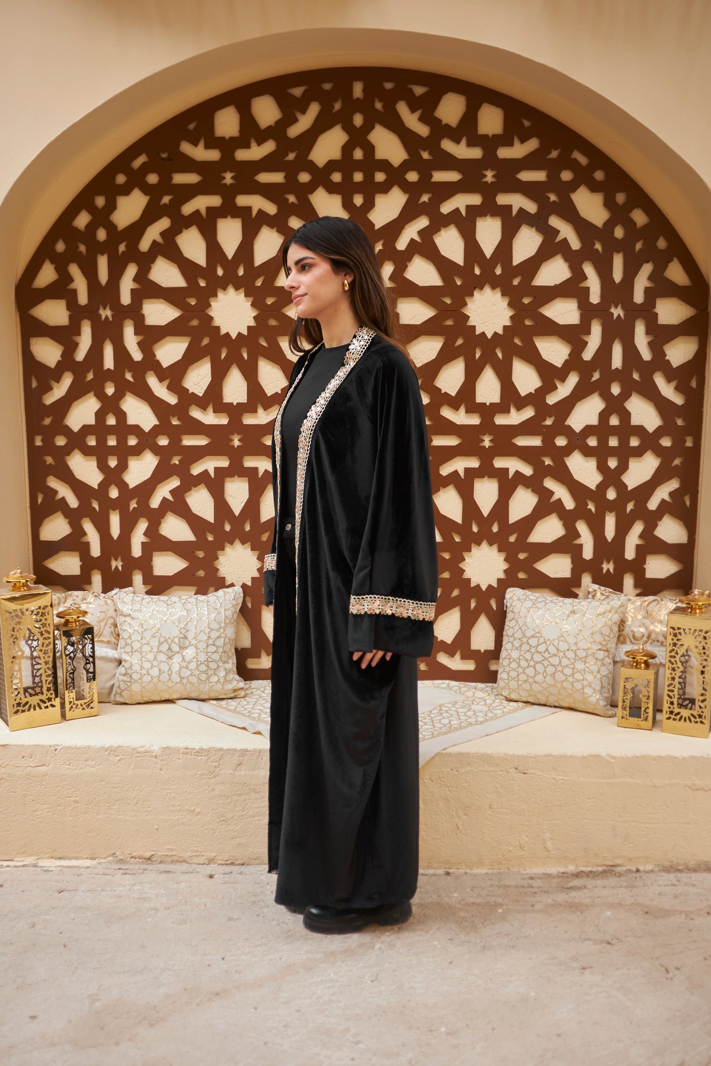 Noir Bloom Cardigan - Black