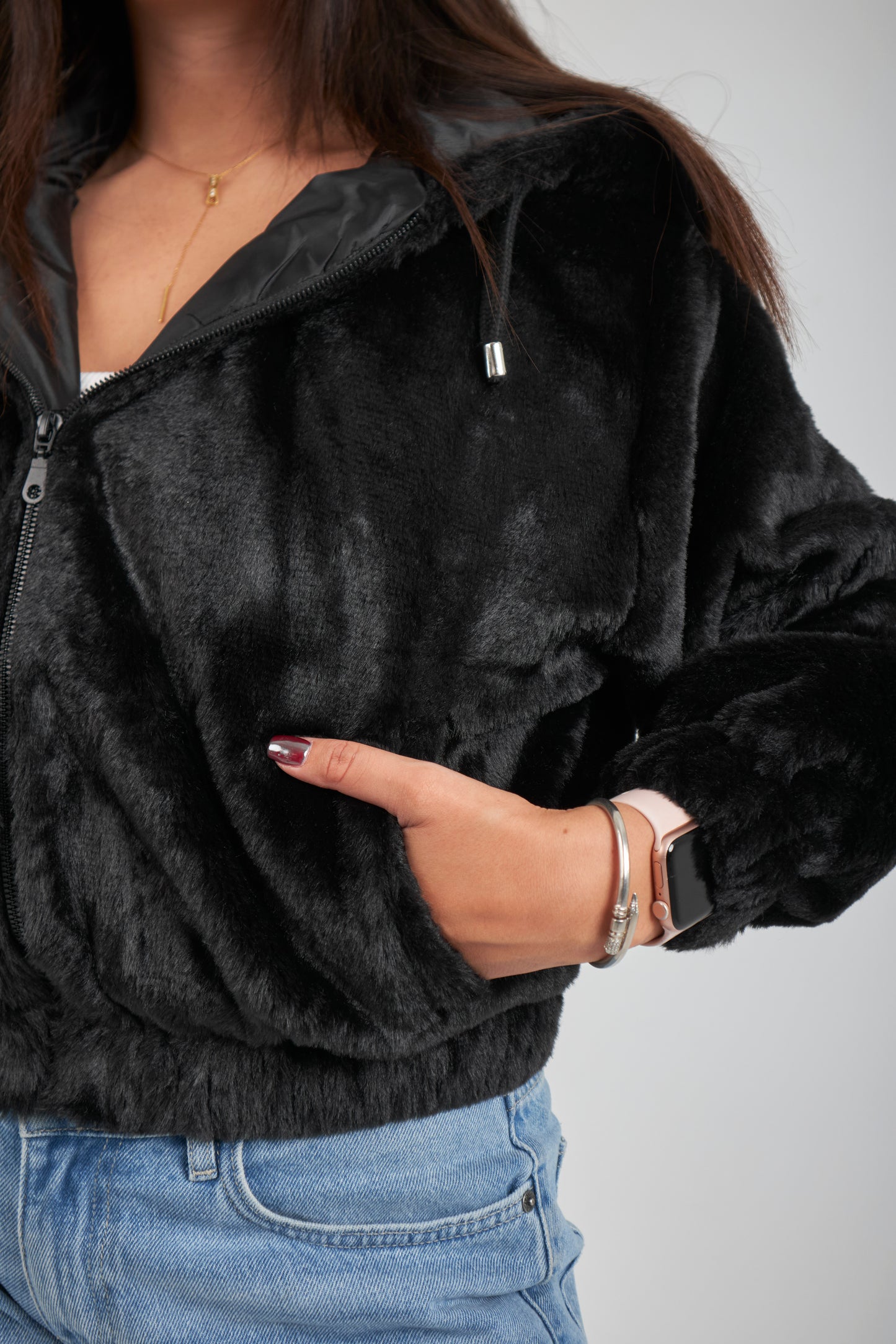 The Cozy Fur Jacket - Black