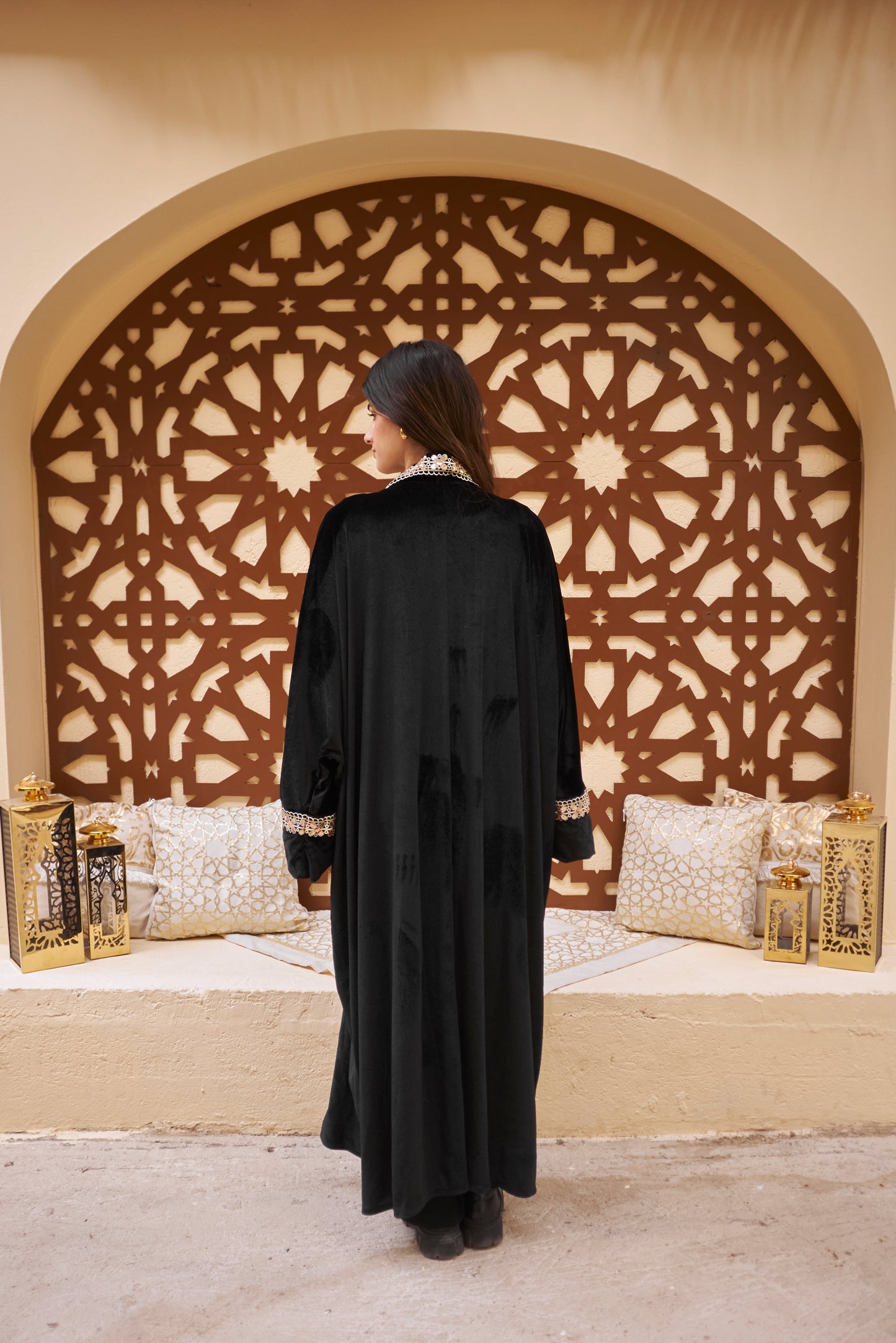 Noir Bloom Cardigan - Black