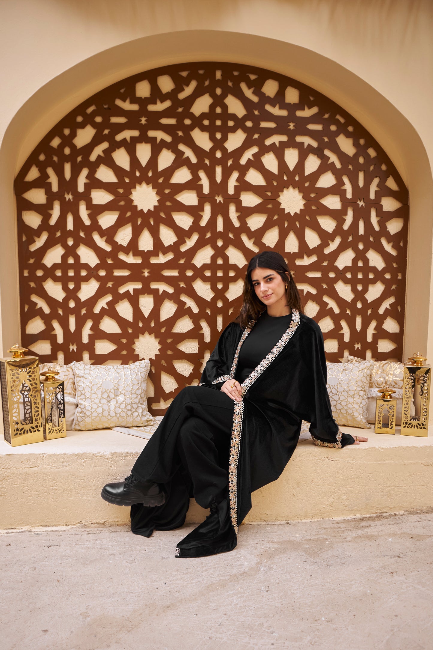 Noir Bloom Cardigan - Black